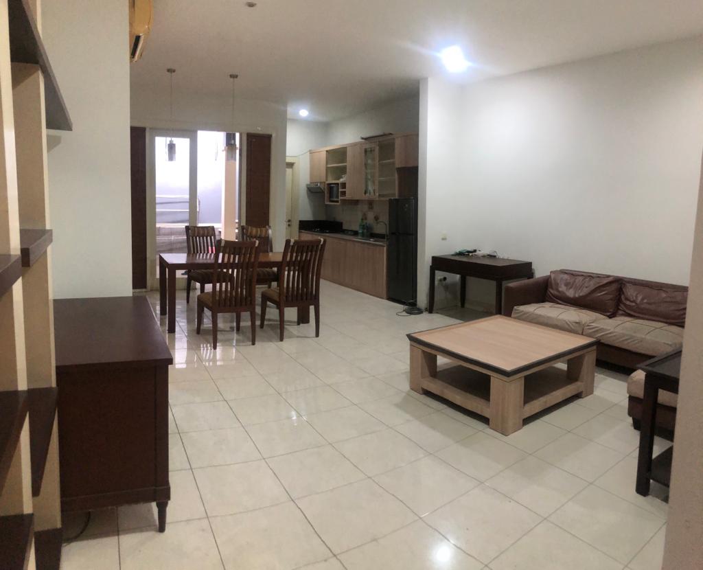 Rumah Disewakan di Cluster Taman Beverly Lippo Cikarang